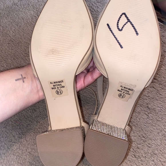 RedDelcious Heels - Picture 3 of 3